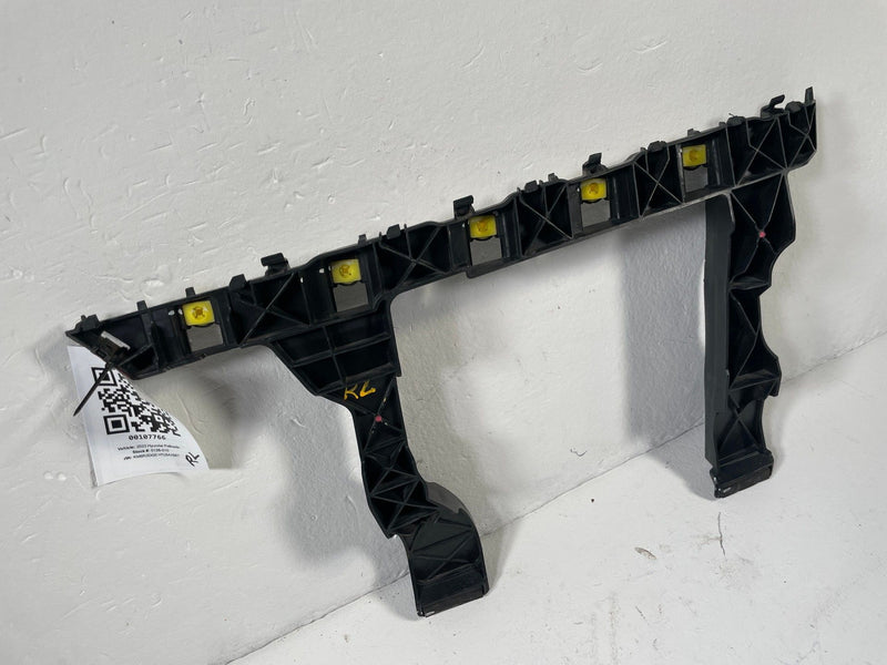 Load image into Gallery viewer, 2023-2025 HYUNDAI PALISADE REAR LEFT DRIVER SIDE BUMPER SUPPORT BRACKET # 107766
