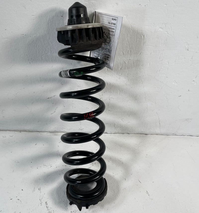 Load image into Gallery viewer, 2019-2022 BMW 330I G20 RWD REAR SUSPENSION RIGHT OR LEFT SIDE COIL SPRING 106327
