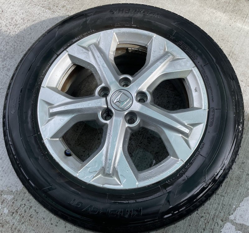 Load image into Gallery viewer, HONDA HR-V LX 17x6-1/2 5 SPOKE ALLOY WHEEL RIM W/ TIRE (ONLY#1) 23-25 # 112709
