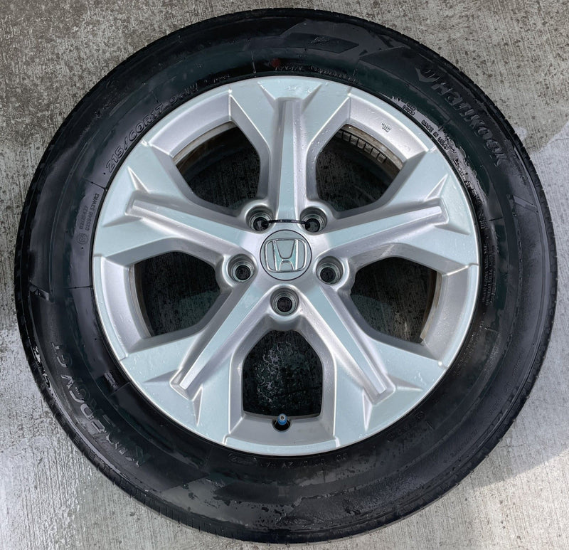 Load image into Gallery viewer, HONDA HR-V LX 17x6-1/2 5 SPOKE ALLOY WHEEL RIM W/ TIRE (ONLY#1) 23-25 # 112715
