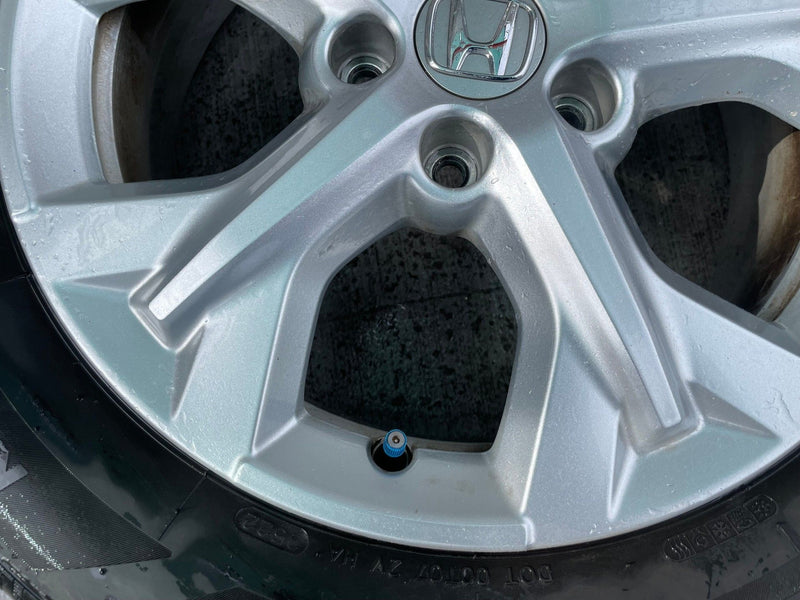 Load image into Gallery viewer, HONDA HR-V LX 17x6-1/2 5 SPOKE ALLOY WHEEL RIM W/ TIRE (ONLY#1) 23-25 # 112715

