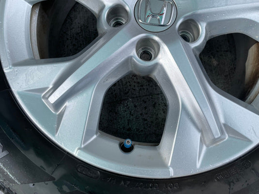 HONDA HR-V LX 17x6-1/2 5 SPOKE ALLOY WHEEL RIM W/ TIRE (ONLY#1) 23-25 # 112715