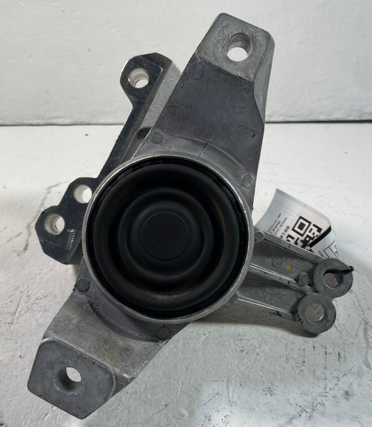 2023-2025 KIA SPORTAGE RIGHT ENGINE MOTOR MOUNT SUPPORT BRACKET 2.5L 
