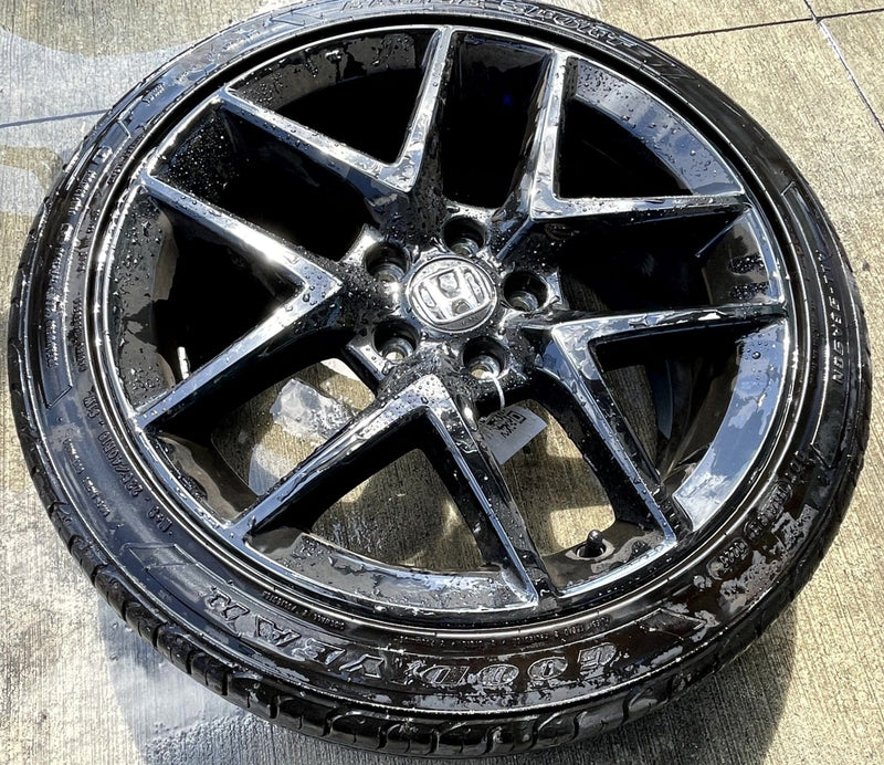 Load image into Gallery viewer, HONDA CIVIC SPORT 18x8J 5 V SPOKE ALLOY WHEEL RIM W/TIRE (ONLY#1) 22-25 # 110409

