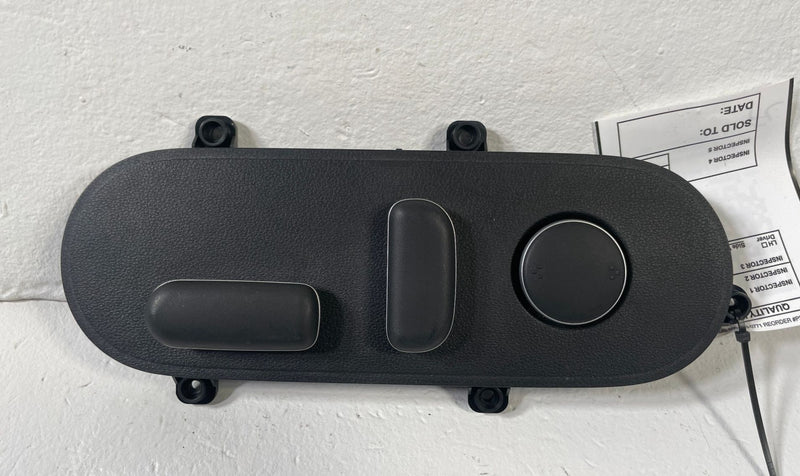 Load image into Gallery viewer, 2023 - 2025 HYUNDAI IONIQ 6 FRONT LEFT SEAT ADJUSTMENT CONTROL SWITCH # 110479
