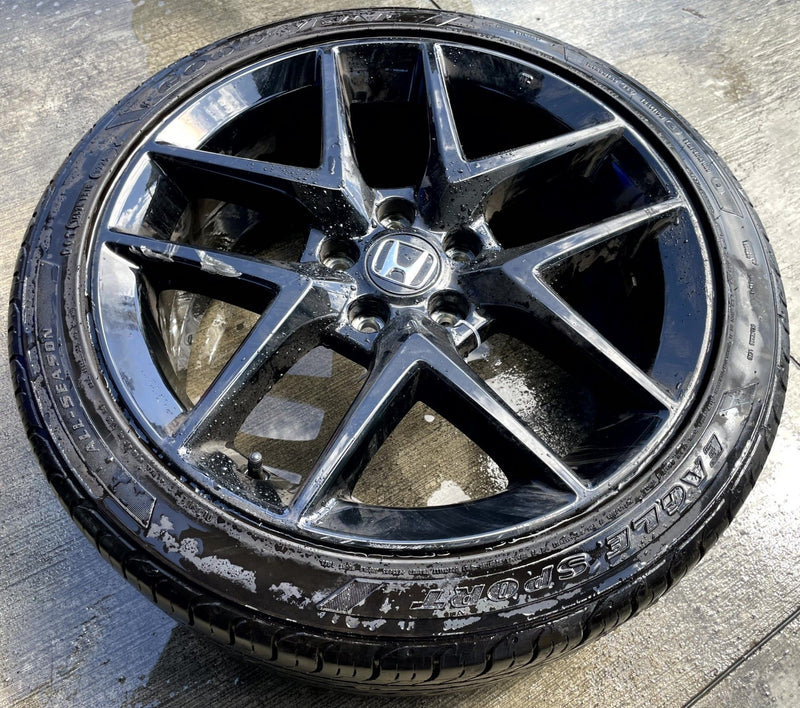Load image into Gallery viewer, HONDA CIVIC SPORT 18x8J 5 V SPOKE ALLOY WHEEL RIM W/TIRE (ONLY#1) 22-25 # 110408
