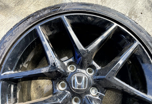 HONDA CIVIC SPORT 18x8J 5 V SPOKE ALLOY WHEEL RIM W/TIRE (ONLY#1) 22-25 # 110408