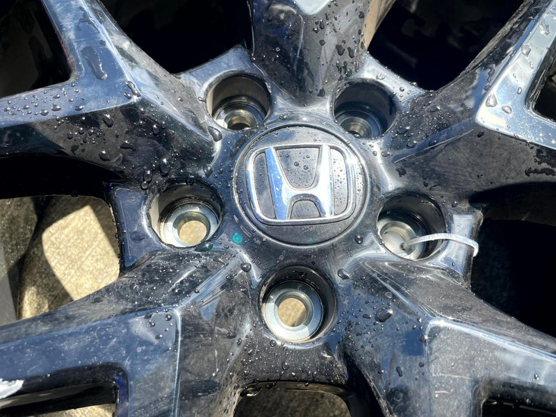 Load image into Gallery viewer, HONDA CIVIC SPORT 18x8J 5 V SPOKE ALLOY WHEEL RIM W/TIRE (ONLY#1) 22-25 # 110407

