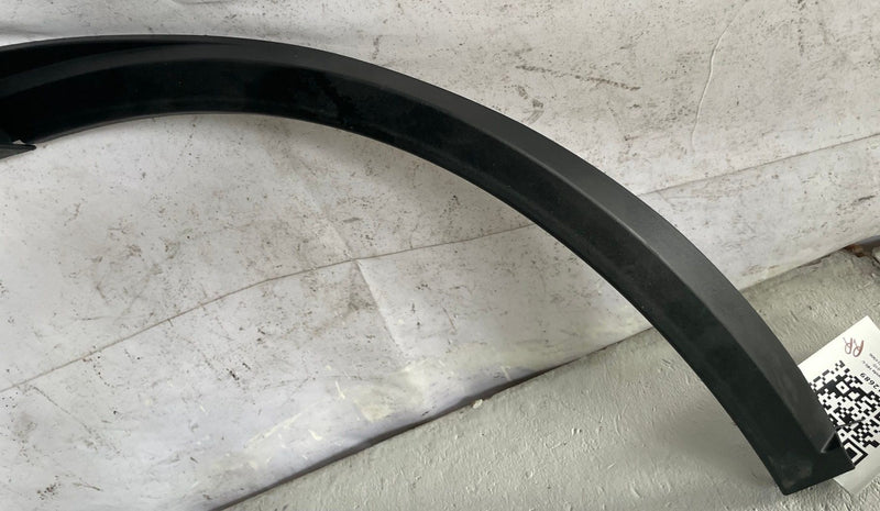 Load image into Gallery viewer, 2023-2026 HONDA HR-V REAR RIGHT SIDE QUARTER WHEEL ARCH FLARE MOLDING # 112689
