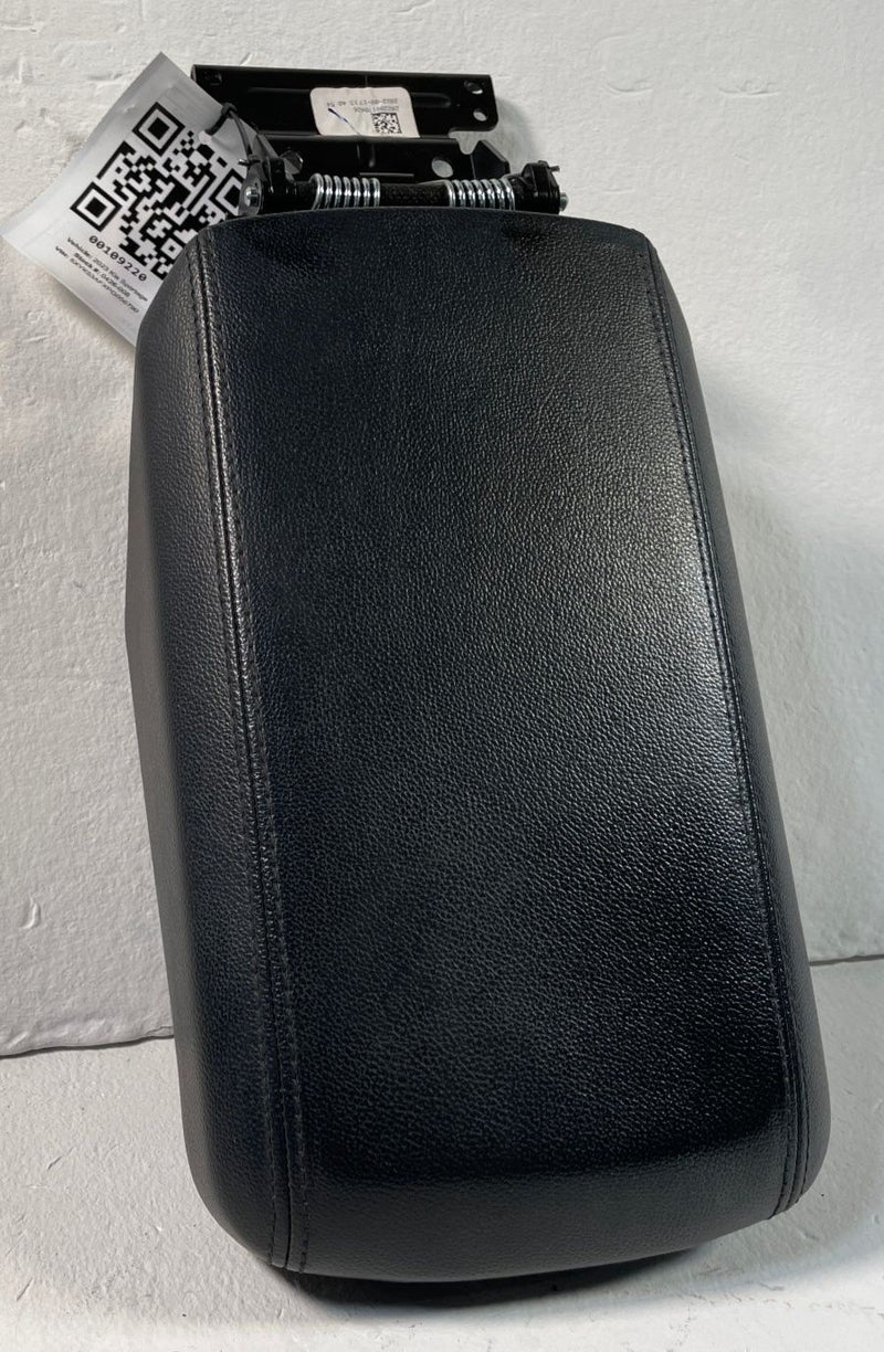 Load image into Gallery viewer, 2023 - 2025 KIA SPORTAGE CENTER CONSOLE ARMREST LID TRIM COVER 2.5L # 109220
