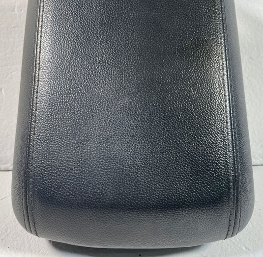 2023 - 2025 KIA SPORTAGE CENTER CONSOLE ARMREST LID TRIM COVER 2.5L