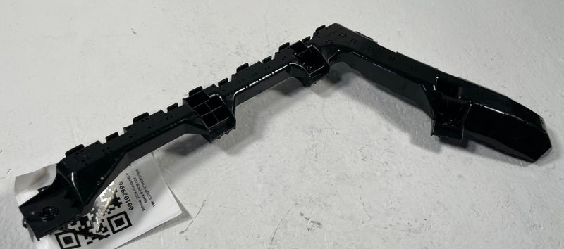 Load image into Gallery viewer, 23-26 HONDA HR-V REAR LEFT DRIVER SIDE BUMPER RETAINER MOUNT BRACKET # 107990
