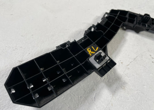 23-26 HONDA HR-V REAR LEFT DRIVER SIDE BUMPER RETAINER MOUNT BRACKET