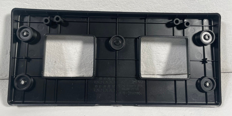 Load image into Gallery viewer, 2023 - 2025 KIA SPORTAGE FRONT BUMPER LICENSE NUMBER PLATE BRACKET # 113271
