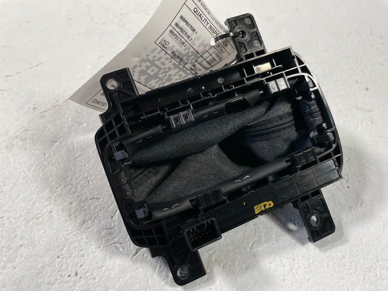 Load image into Gallery viewer, 2023-2026 HONDA HR-V CENTER CONSOLE GEAR SHIFTER LEVER BOOT W/ BEZEL # 108003
