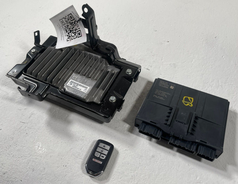 Load image into Gallery viewer, 2022 HONDA PASSPORT ENGINE &amp; SMART POWER CONTROL MODULE W/ KEY FOB # 107810
