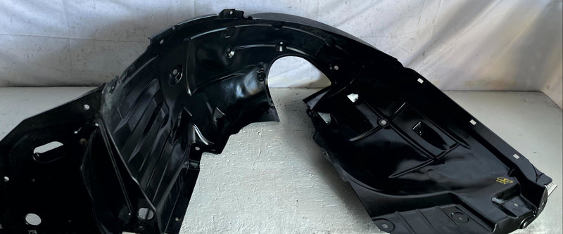 Load image into Gallery viewer, 2025 HONDA CIVIC FRONT LEFT DRIVER SIDE INNER FENDER LINER SPLASH SHIELD #110351
