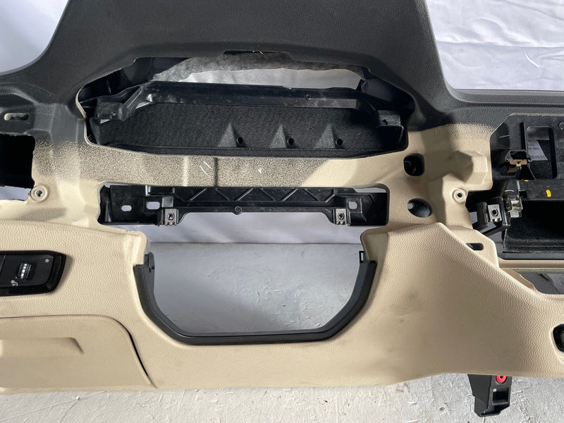 Load image into Gallery viewer, 2019 - 2022 BMW 330I G20 FRONT DASH DASHBOARD INSTRUMENT PANEL # 106348

