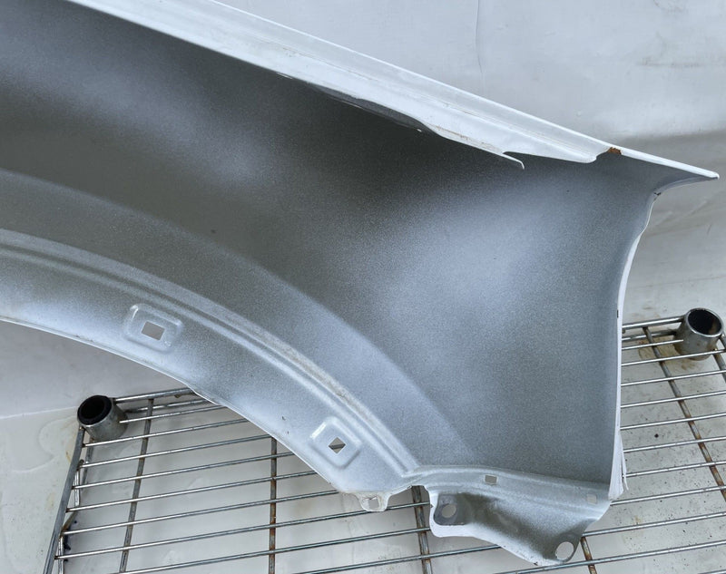 Load image into Gallery viewer, KIA TELLURIDE FRONT LEFT DRIVER SIDE FENDER ASSEMBLY WHITE (GWP) 20-25 # 112794
