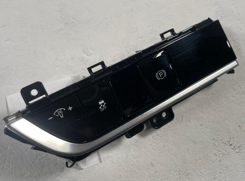 Load image into Gallery viewer, 2023-2025 KIA SPORTAGE DASH DASHBOARD PARKING &amp; TRACTION CONTROL SWITCH # 113267
