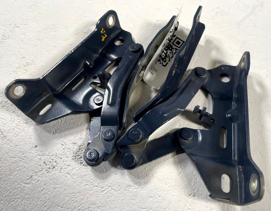 22-26 HYUNDAI TUCSON FRONT LEFT & RIGHT HOOD BONNET HINGE PAIR BLUE 2.5L
