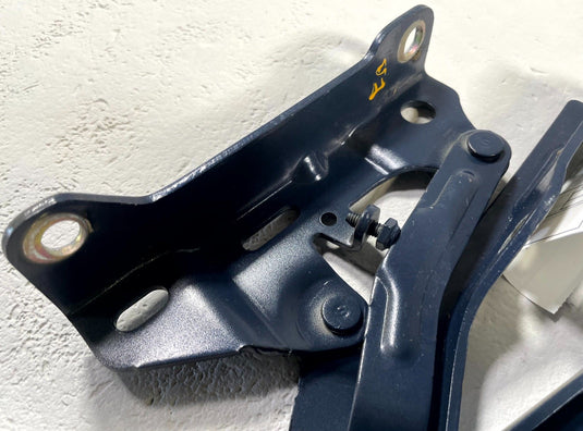 22-26 HYUNDAI TUCSON FRONT LEFT & RIGHT HOOD BONNET HINGE PAIR BLUE 2.5L