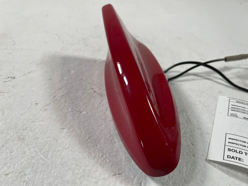 Load image into Gallery viewer, 2023-2025 HR-V TOP ROOF SATELLITE SHARK FIN RADIO ANTENNA RED (R81) # 108006
