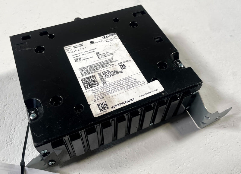 Load image into Gallery viewer, 2025 - 2026 HYUNDAI TUCSON RADIO RECEIVER CONTROL MODULE HEAD UNIT 2.5L # 112014

