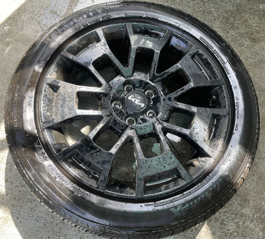 KIA TELLURIDE 20x7-1/2 14 SPOKE ALLOY WHEEL RIM W/TIRE (ONLY#1) 21-22 # 112796