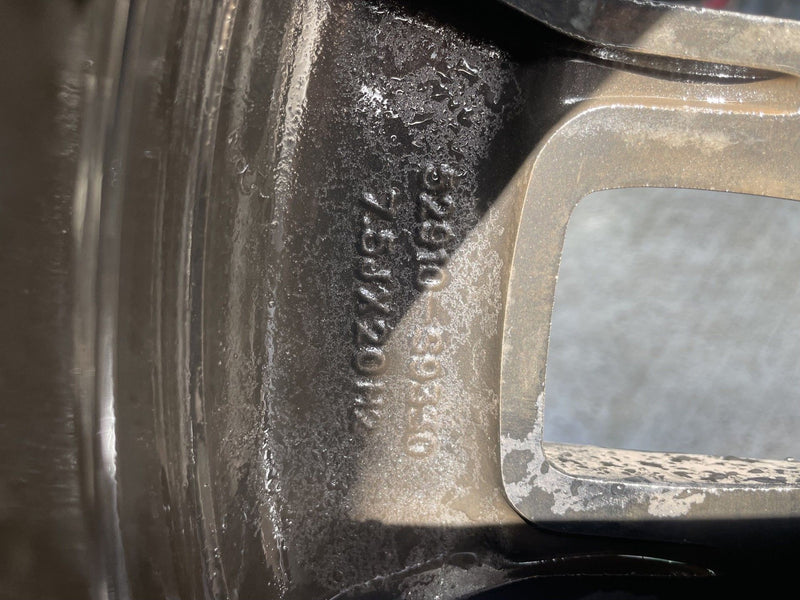 Load image into Gallery viewer, KIA TELLURIDE 20x7-1/2 14 SPOKE ALLOY WHEEL RIM W/TIRE (ONLY#1) 21-22 # 112796
