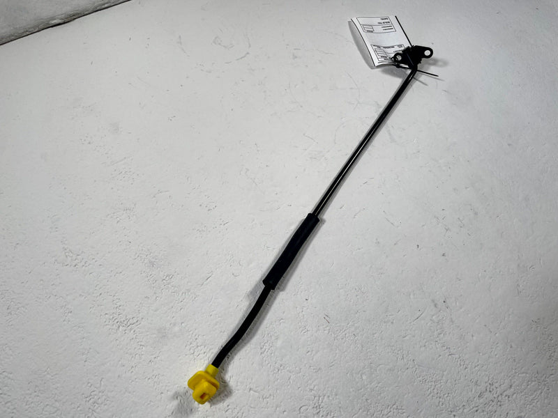 Load image into Gallery viewer, 2022-2026 HYUNDAI TUCSON FRONT HOOD BONNET BAR STICK PROP ROD SUPPORT # 112015
