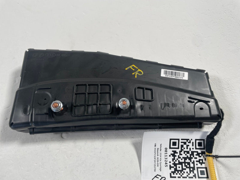 Load image into Gallery viewer, 23-25 KIA SPORTAGE FRONT RIGHT PASSENGER SIDE SEAT AIRBAG 80620-P1000 # 113245

