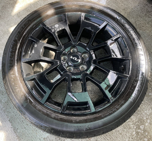 KIA TELLURIDE 20x7-1/2 14 SPOKE ALLOY WHEEL RIM W/TIRE (ONLY#1) 21-22 # 112790