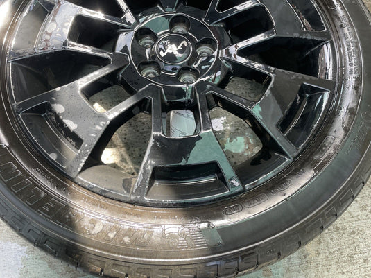KIA TELLURIDE 20x7-1/2 14 SPOKE ALLOY WHEEL RIM W/TIRE (ONLY#1) 21-22 # 112790