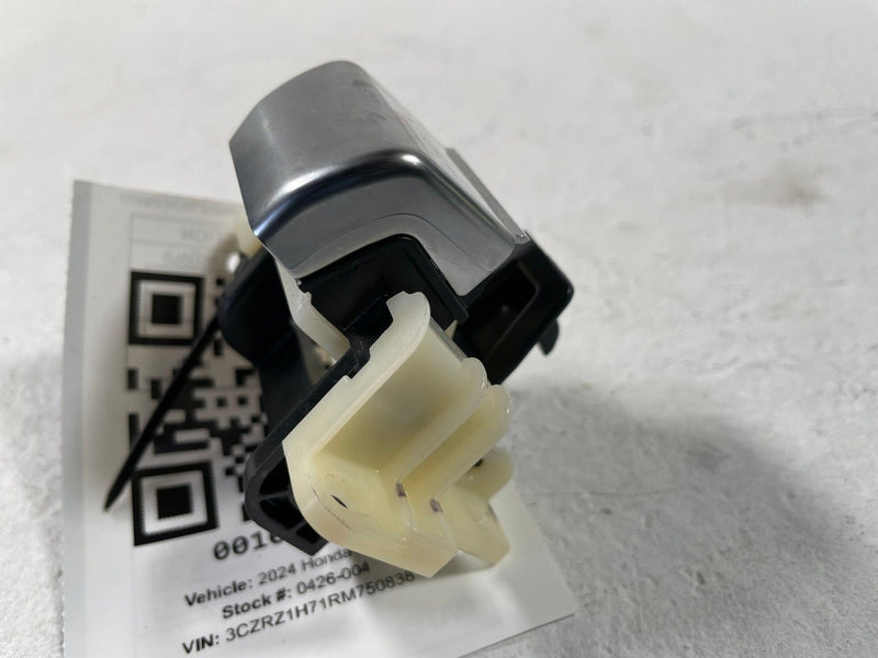 Load image into Gallery viewer, 23-25 HONDA HR-V CENTER CONSOLE ARMREST LID COVER LATCH LOCK 834173W0A01 #108005
