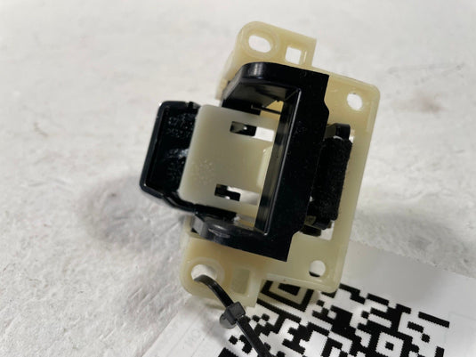 23-25 HONDA HR-V CENTER CONSOLE ARMREST LID COVER LATCH LOCK 834173W0A01