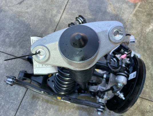 2025-2026 HYUNDAI IONIQ 5 AWD REAR RIGHT SIDE SUSPENSION KNEE ASSEMBLY