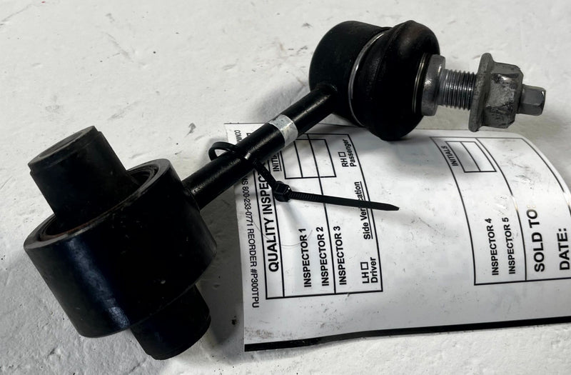 Load image into Gallery viewer, 22-26 HYUNDAI TUCSON REAR RIGHT STABILIZER SWAY ANTI ROLL BAR END LINK # 111990
