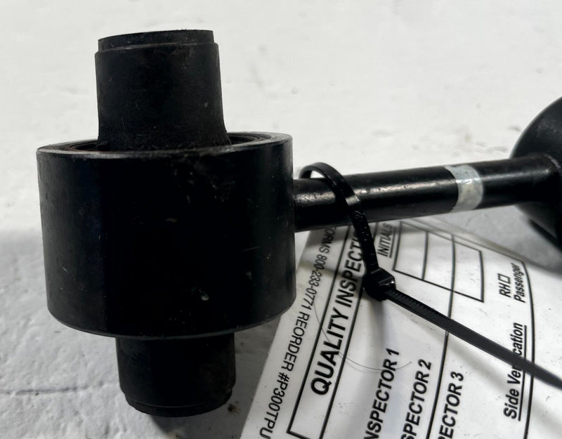 Load image into Gallery viewer, 22-26 HYUNDAI TUCSON REAR RIGHT STABILIZER SWAY ANTI ROLL BAR END LINK # 111990
