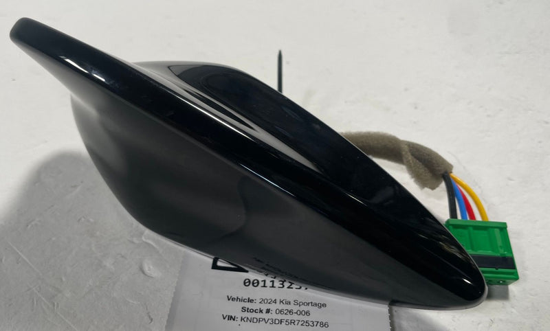 Load image into Gallery viewer, 2023-2025 KIA SPORTAGE EXTERIOR UPPER SHARK ROOF FIN RADIO ANTENNA BLACK #113257
