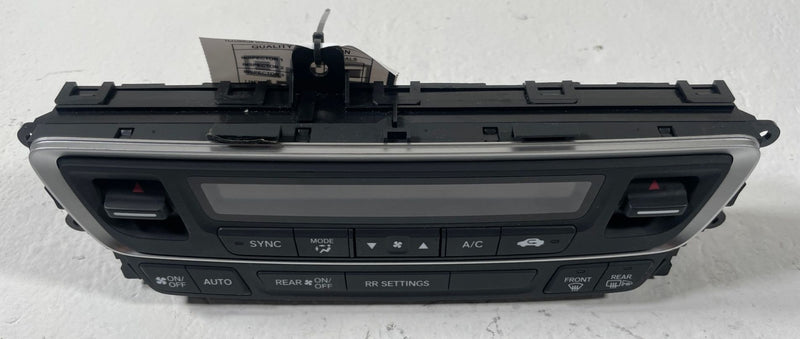 Load image into Gallery viewer, 19-23 HONDA PASSPORT EX-L DASH CENTER HVAC A/C CLIMATE CONTROL SWITCH # 107822
