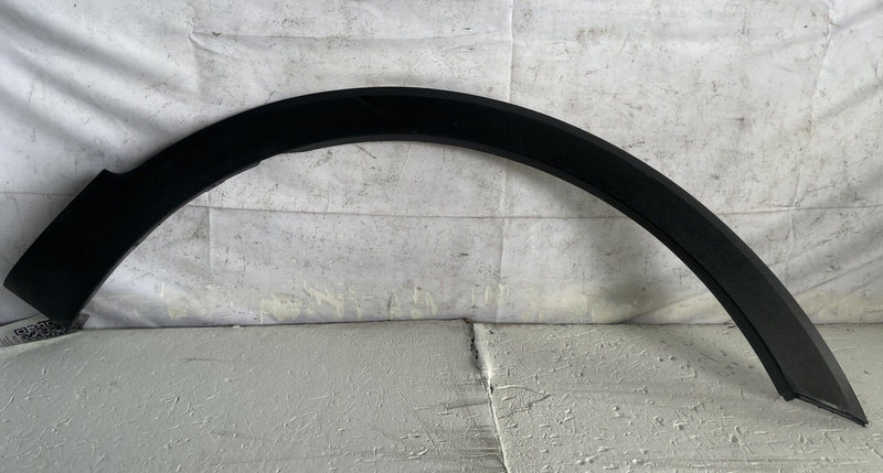 Load image into Gallery viewer, 2020-2025 KIA TELLURIDE FRONT RIGHT SIDE FENDER WHEEL ARCH FLARE MOLDING #112787
