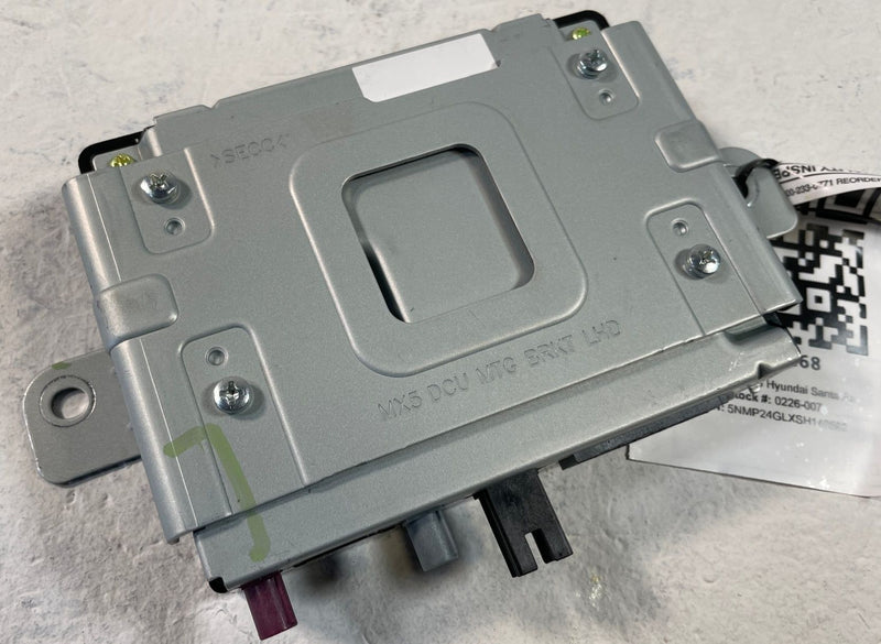 Load image into Gallery viewer, 2024-2025 HYUNDAI SANTA FE DCU DOMAIN COMPUTER CONTROL MODULE UNIT # 109268
