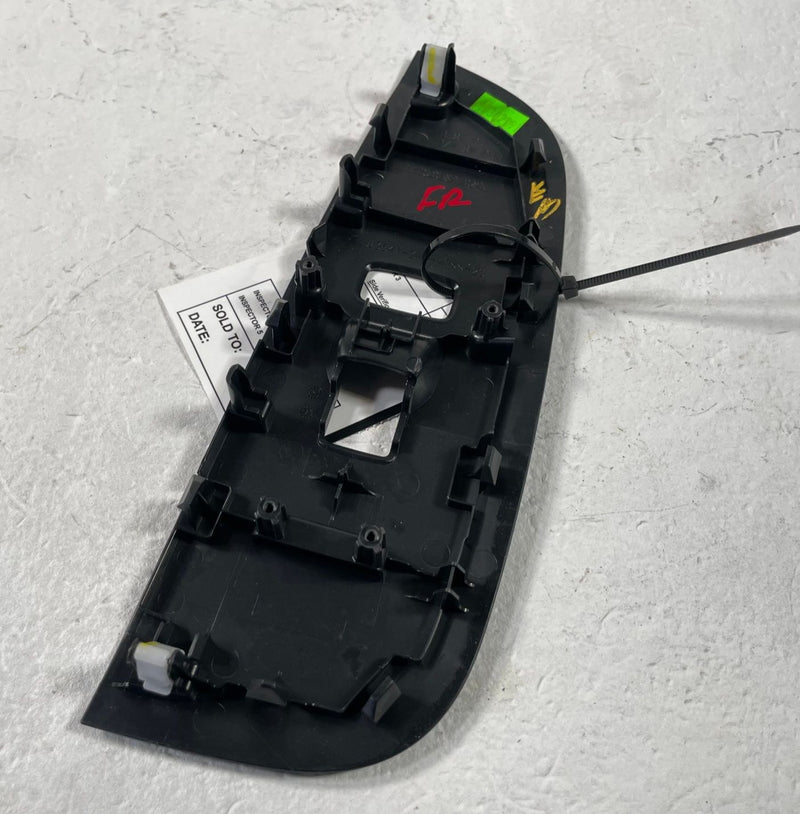 Load image into Gallery viewer, 2023-2025 HONDA HR-V FRONT RIGHT PASSENGE DOOR WINDOW SWITCH COVER BEZEL #107982

