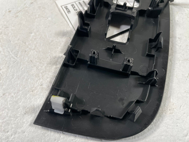 Load image into Gallery viewer, 2023-2025 HONDA HR-V FRONT RIGHT PASSENGE DOOR WINDOW SWITCH COVER BEZEL #107982
