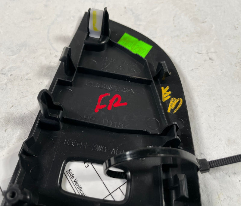 Load image into Gallery viewer, 2023-2025 HONDA HR-V FRONT RIGHT PASSENGE DOOR WINDOW SWITCH COVER BEZEL #107982
