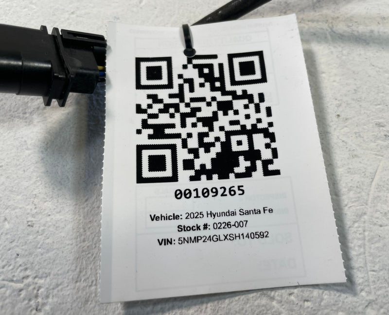 Load image into Gallery viewer, 2021-2026 HYUNDAI SANTA FE FRONT ENGINE UPSTREAM OXYGEN O2 SENSOR 2.5L # 109265
