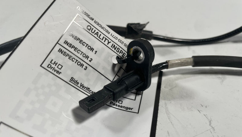 Load image into Gallery viewer, 2022-2026 KIA SPORTAGE FRONT LEFT DRIVER SIDE ABS WHEEL SPEED SENSOR # 113247
