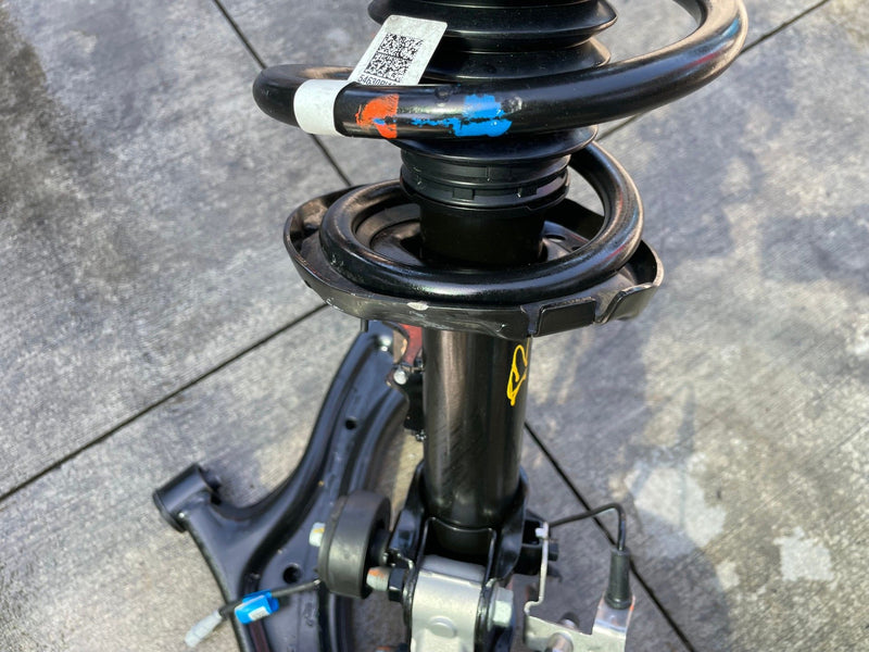 Load image into Gallery viewer, 2025-2026 HYUNDAI IONIQ 5 AWD FRONT LEFT SIDE SUSPENSION KNEE ASSEMBLY # 110469
