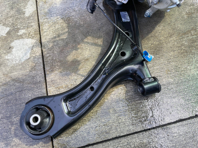 Load image into Gallery viewer, 2025-2026 HYUNDAI IONIQ 5 AWD FRONT LEFT SIDE SUSPENSION KNEE ASSEMBLY # 110469
